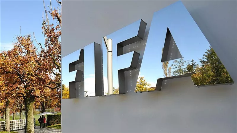 فيفا يعلن عن منح جائزة السلام لأول مرة خلال قرعة كأس العالم 2026
