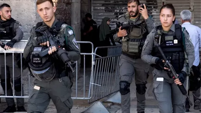 بعد إعتراض أسطول الصمود.. أكثر من 250 ناشطا في قبضة شرطة الاحتلال
