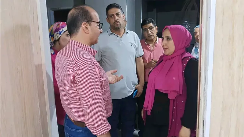 جولة مسائية لوكيل صحة الدقهلية بمستشفى طلخا.. تطوير شامل وخدمات جديدة قيد التنفيذ