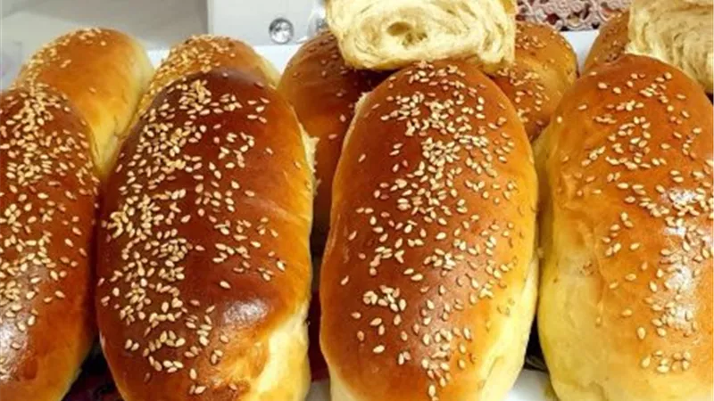 طريقة تحضير العيش الفينو في المنزل.. وصفة سهلة لخبز هش وطري