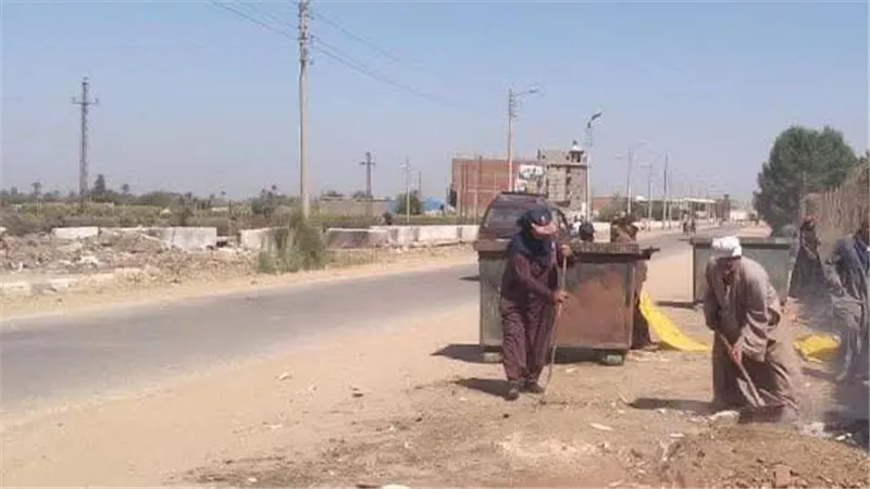 حملات نظافة وتطوير إنارة وإزالة تعديات ضمن جهود الوحدة المحلية بالفشن بني سويف