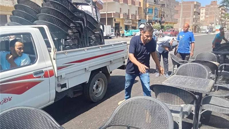 حملات إشغالات مكثفة بسمسطا.. 75 طن مخلفات خارج الشوارع