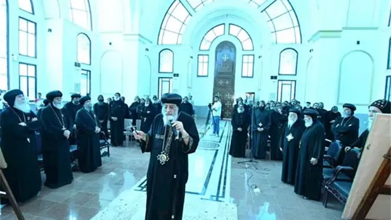 جولته الرعوية بأسيوط.. البابا تواضروس يدشن كاتدرائية ويفتتح مشروعات خدمية وتنموية
