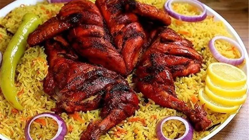طريقة عمل الدجاج الهندي الأحمر بخطوات سهلة ومذاق شهي