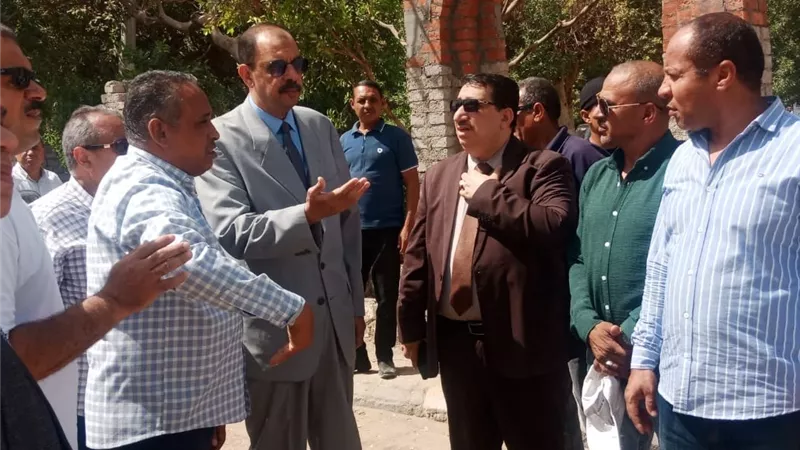 محافظ سوهاج يتفقد أعمال تطوير ورفع كفاءة منتزه المحطة بطهطا