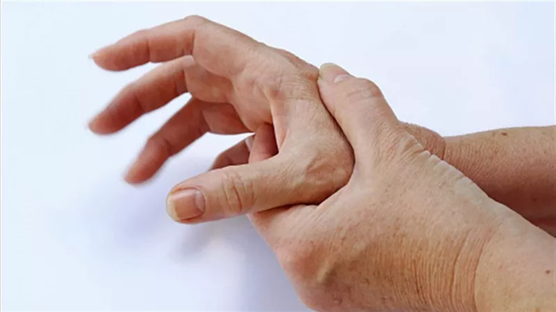 أعراض مبكرة للإصابة بمرض 