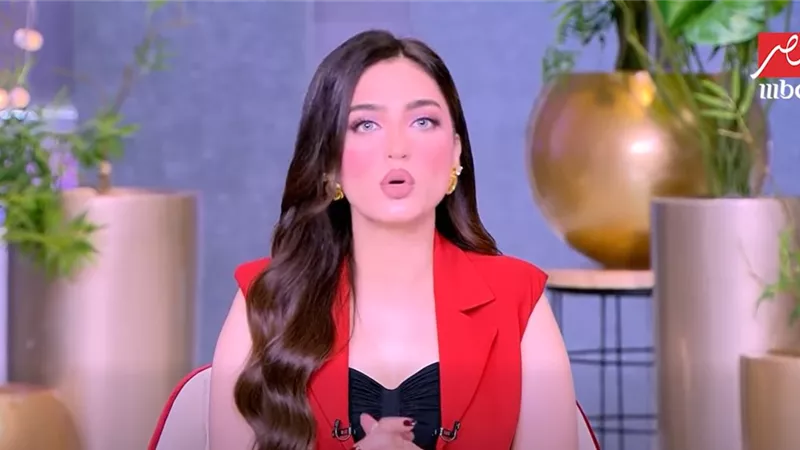 ياسمين عز: بتحطي لابنك نص فرخة في لانش بوكس وعمرك ماعملتي لجوزك| فيديو