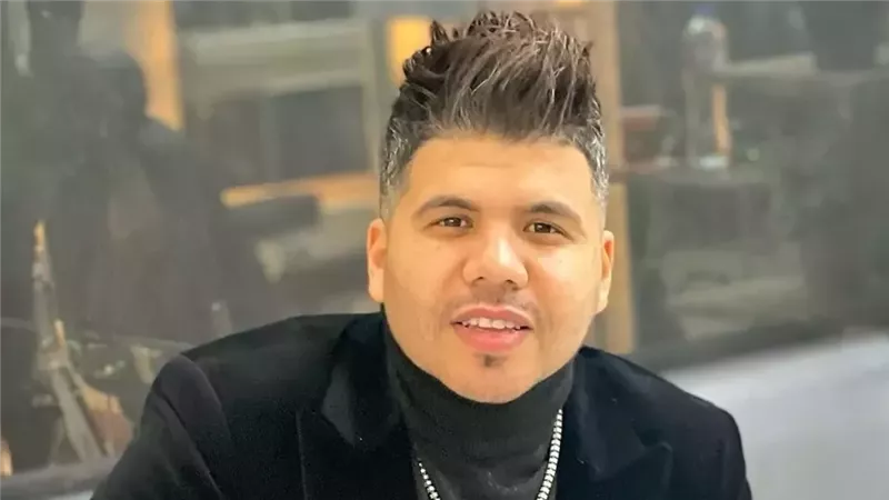 عمر كمال يعلن عن مسابقة جديدة على طريقة أحمد العوضي