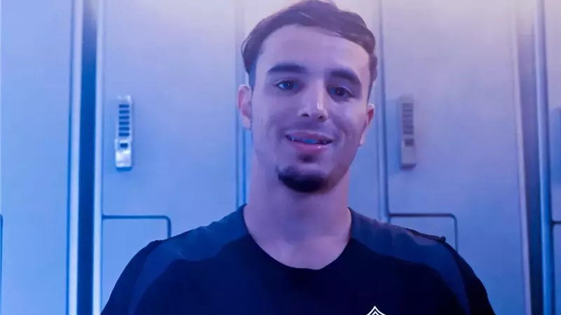الزمالك يفاضل بين قرار إعارة عبد الحميد معالي في يناير 