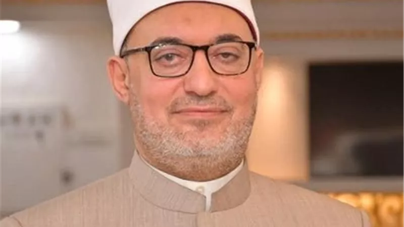مفتي الجمهورية يعزي وزير الداخلية في وفاة والدة زوجته