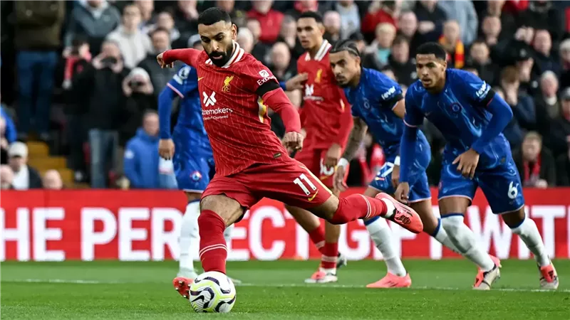 ماذا قدم محمد صلاح أمام تشيلسي قبل قمة الليلة بالدوري الإنجليزي؟