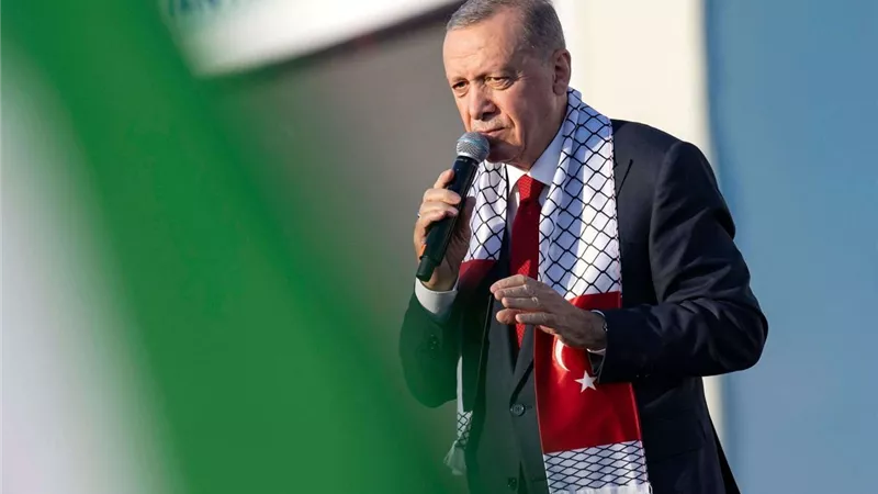 السم فى العسل .. إعلام إسرائيل يستهدف وسطاء «السلام» فى غزة