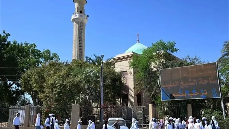 برعاية أسرة شيخ الأزهر.. إنهاء خصومة ثأرية بين أبناء عمومة في الأقصر