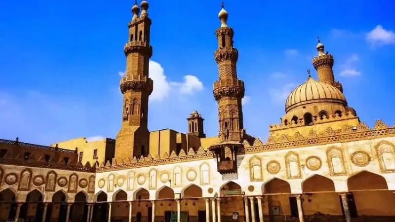 حكم إكراه غير المسلمين على الدخول في الإسلام؟ الأزهر يوضح