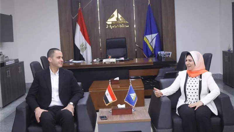 بدء تنفيذ البرنامج الزمني لخطة المسح الشامل للمنشآت الصحية في دمياط
