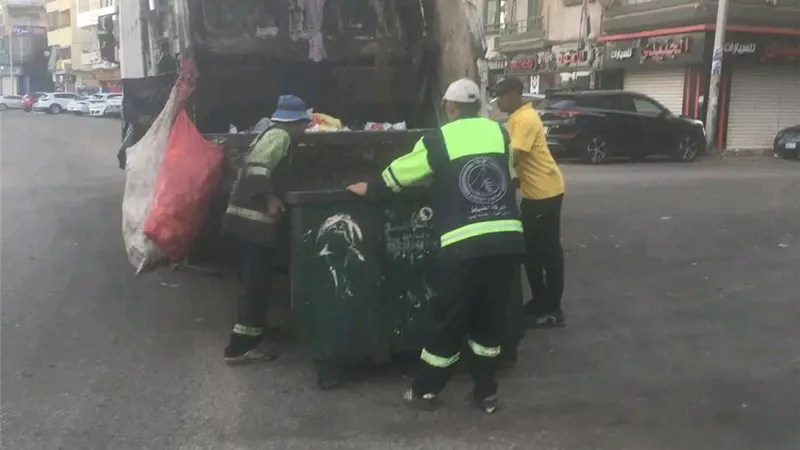 محافظ الدقهلية يتابع أعمال النظافة في مدينتي المنصورة وطلخا |صور