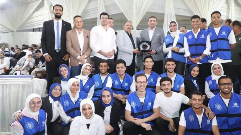 محافظ الشرقية يشيد بمشاركة مديرية الشباب والرياضة في تنظيم مهرجان الخيول | صور