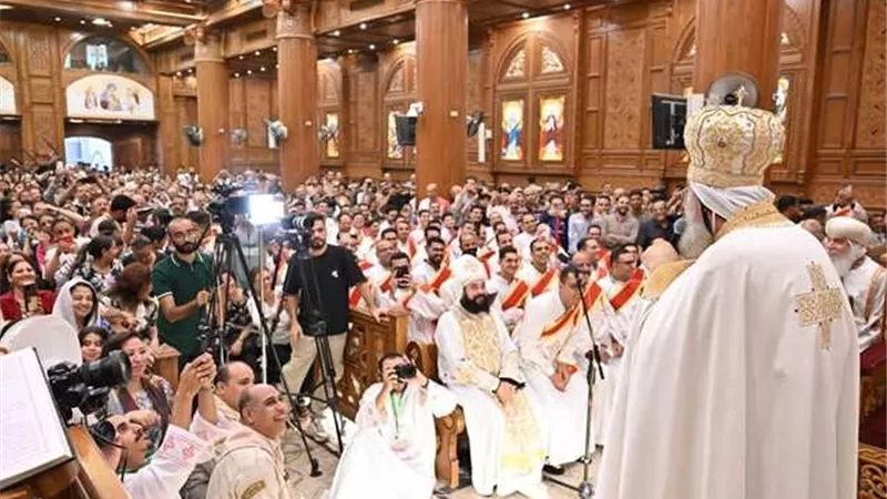 البابا تواضروس يدشن كنيسة مارمرقس بأسيوط