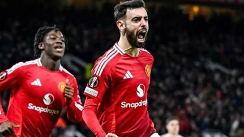 برونو يقود تشكيل مانشستر يونايتد ضد ليفربول في الدوري الإنجليزي