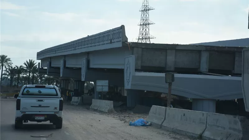 محافظة الإسكندرية تواصل تنفيذ أعمال التوسعة والتطوير الشامل لمحور أبو قير