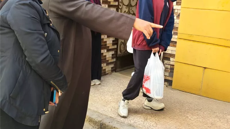 طلاب «طلائع المستقبل» بالمنيا يوزعون وجبات رمضان للأسر الأولى بالرعاية