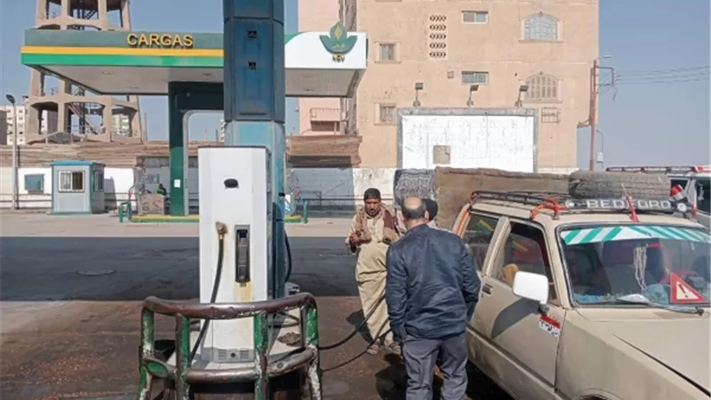 غرفة عمليات وحملات مكثفة.. إجراءات مشددة في المنيا لمتابعة أسعار الوقود 