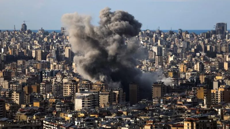 مقتل وإصابة 17 شخصا في غارة إسرائيلية على صيدا بلبنان