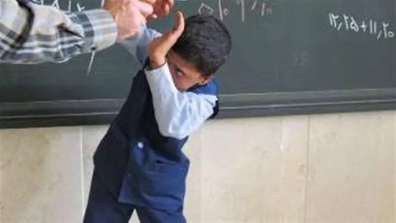 منع دخول الحمام وضرب بجلد.. شكوى ضد معلمة بمدرسة ابتدائية في أسيوط/خاص