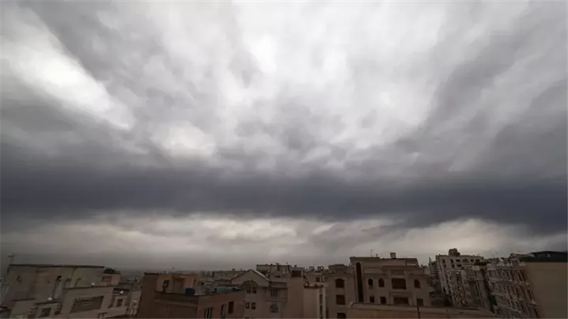 القناة 12 الإسرائيلية: المختبرات النووية بطهران كانت ضمن أهداف غارات أمس