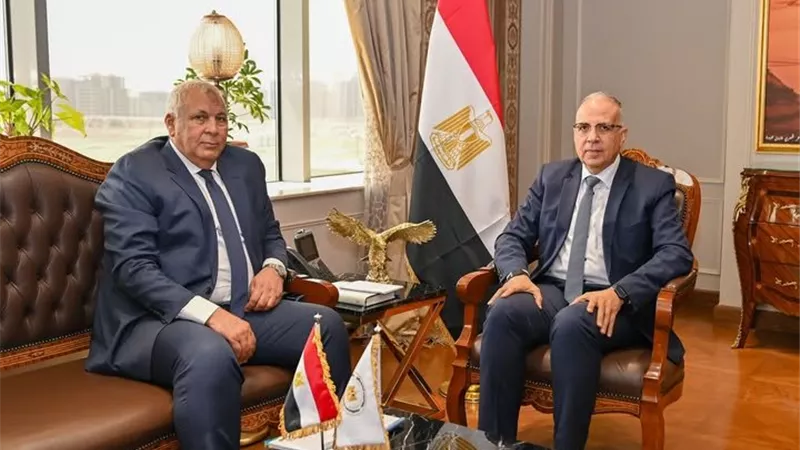 وزير الري: متابعة مستمرة للآبار الجوفية في مطروح ومنع السحب الجائر