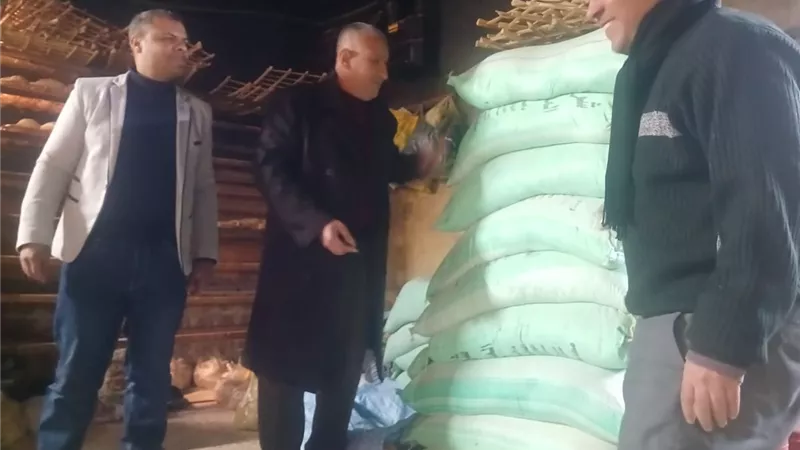 تحرير 220 محضرًا تموينيًا وضبط سلع غير صالحة خلال 48 ساعة بأسيوط