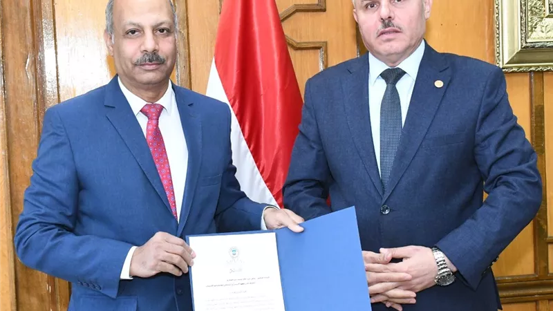 رئيس جامعة القناة يكلف الدكتور سامي عبد الملك عميدا لمعهد الاستزراع السمكي