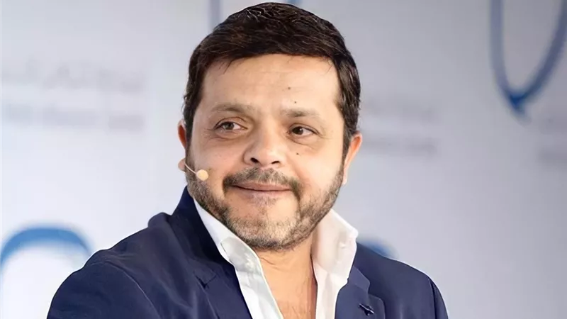 صفي الدين حسن: محمد هنيدي شخصية لذيذة واعتز بتجربتي معه| خاص