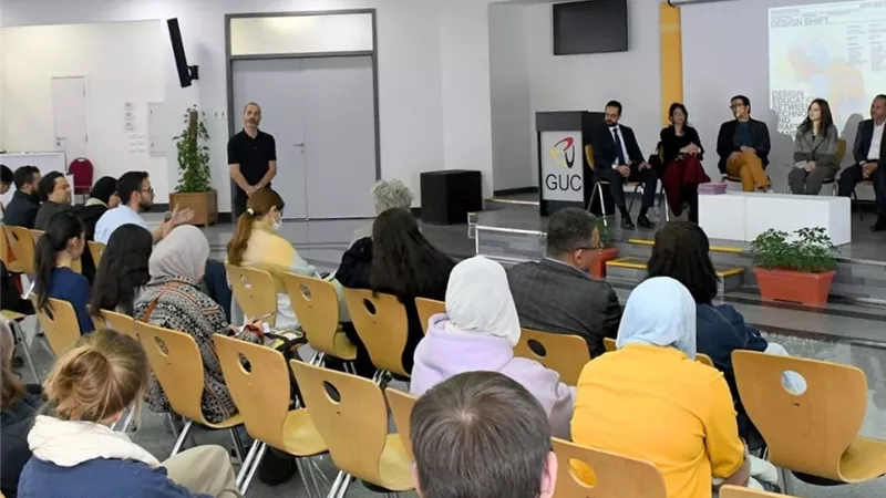 التكنولوجيا والحرفية في حوار أكاديمي وصناعي ملهم بالجامعة الألمانية