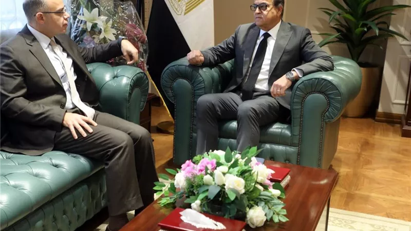 الاستثمار والصحة تبحثان تعزيز الشراكة مع القطاع الخاص لتطوير التأمين الصحي