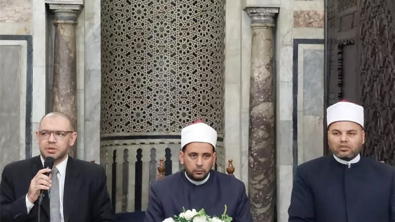 عضو بالأزهر للفتوى: القرآن نوع أساليب الدلالة على الإيمان بالعقل والفطرة 