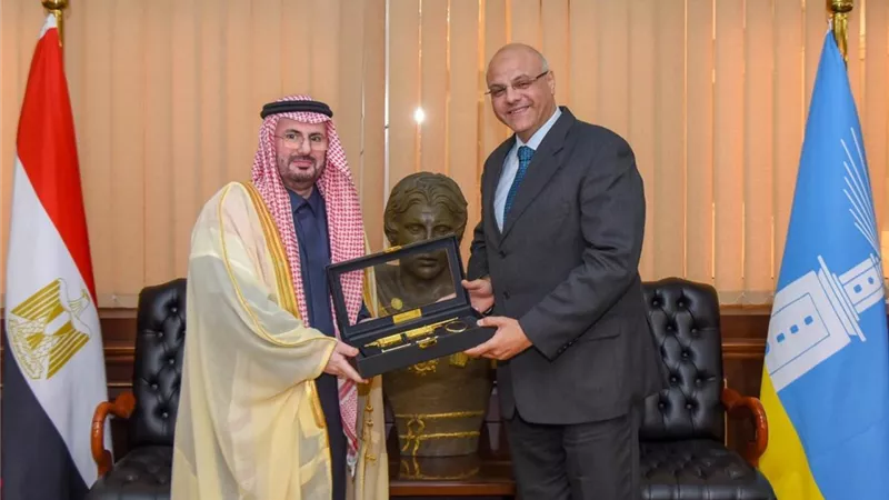 محافظ الإسكندرية يلتقي القنصل العام للمملكة العربية السعودية