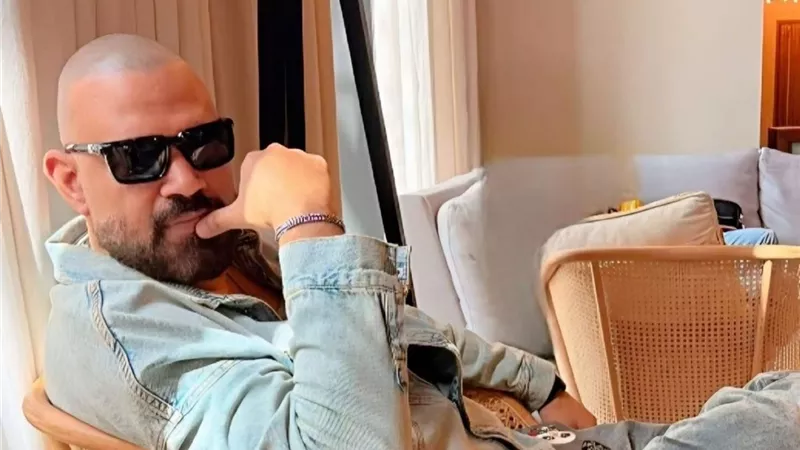 اليوم.. عزاء والد الشاعر الغنائي خالد تاج الدين                           