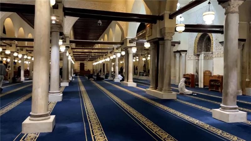 موعد أذان الفجر اليوم الأربعاء 21 رمضان وعدد ساعات الصيام 