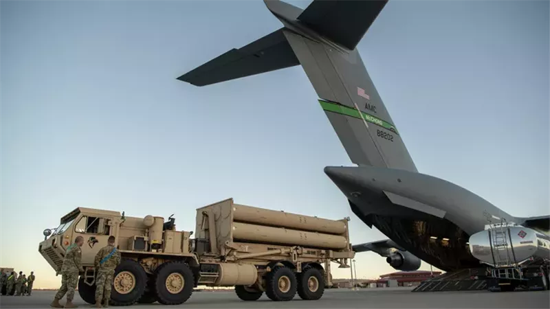 بلومبيرج: الولايات المتحدة تعترف بتدمير رادار الدفاع الصاروخي في الأردن