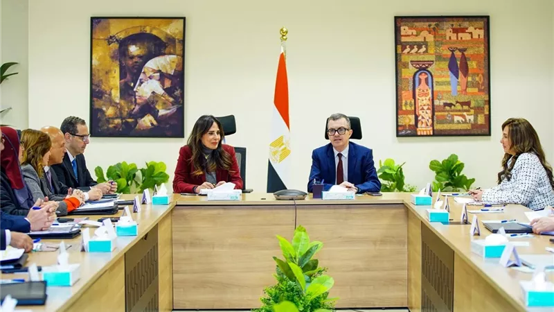 التخطيط والإسكان تبحثان توسيع مشروعات السكن والمرافق ضمن خطة 2026–2030