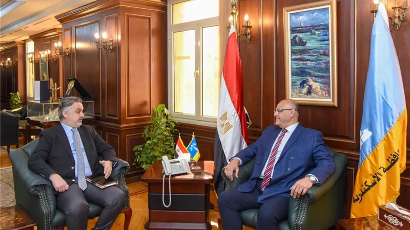 محافظ الإسكندرية يستقبل قنصل عام اليونان لبحث سبل تعزيز التعاون المشترك 