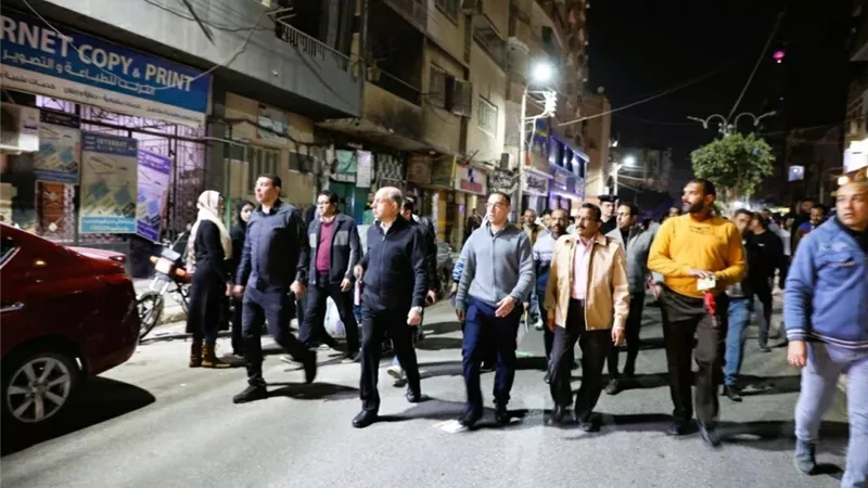 عودة تطبيق خطة تخفيف الأحمال الكهربائية بالشوارع والطرق بالمنيا 