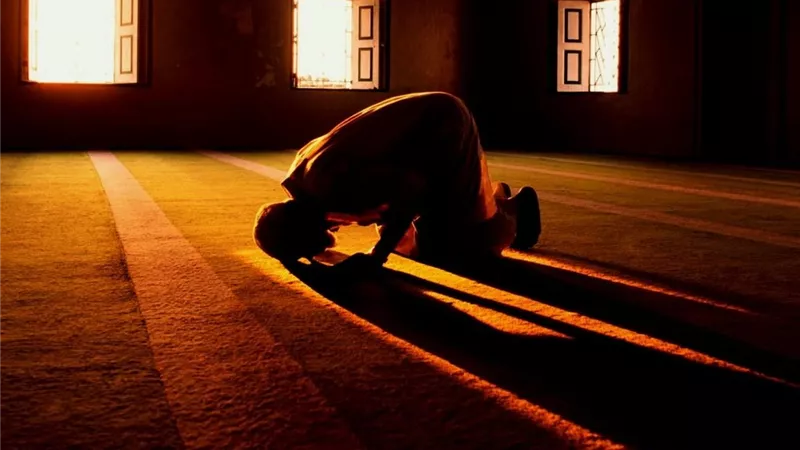 صلاة التهجد في العشر الأواخر من رمضان.. فضلها وعدد ركعاتها وكيفية أدائها