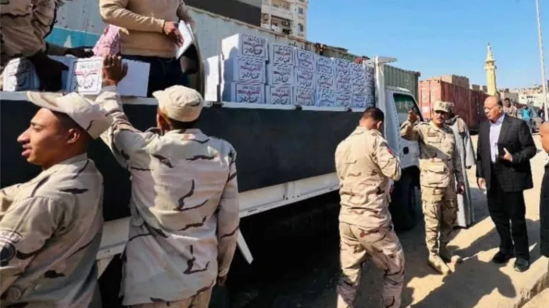 وصول 42 ألف كرتونة سلع غذائية مدعمة  لتوزيعها على المستحقين بقنا