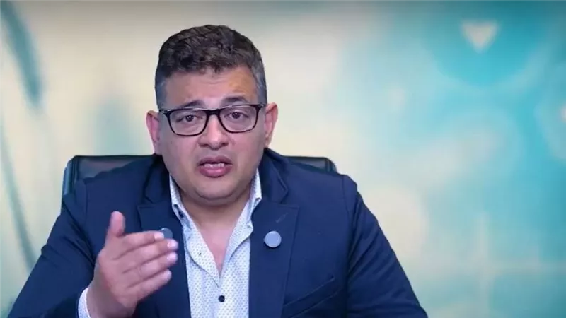 شادي أبو العز يحذر من إعطاء مريض السكتة الدماغية أدوية للجلطات|فيديو