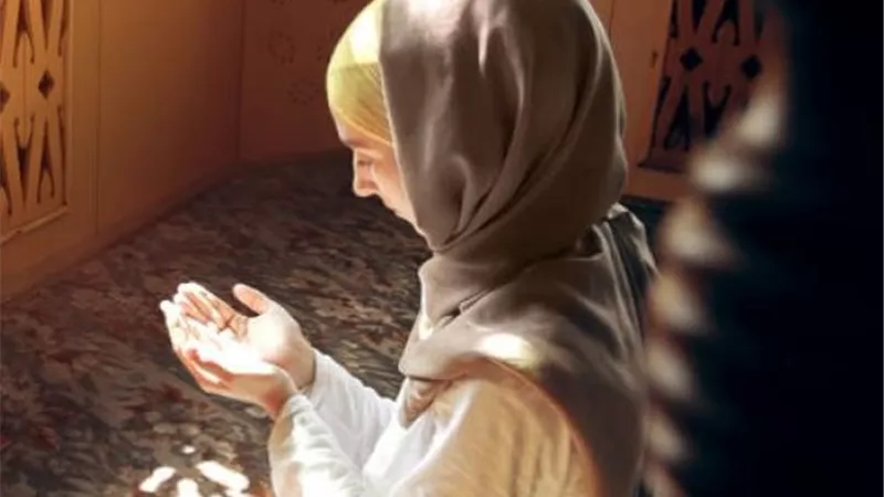 كيف تجتهد الحائض في ليلة القدر؟.. دار الإفتاء تجيب 