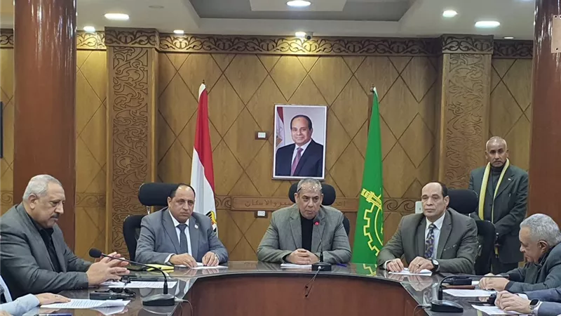 استبعاد مديرة مدرسة ببنها لتدني حضور الطلاب واستدعاء مدير الإدارة للتحقيق