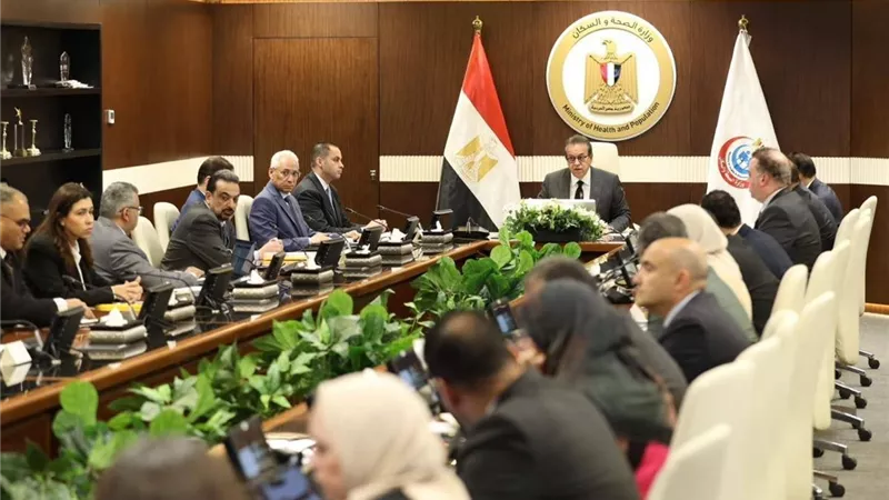 رئيس جامعة المنيا يشهد اجتماع اللجنة التنسيقية لمتابعة الاستعدادات المتقدم