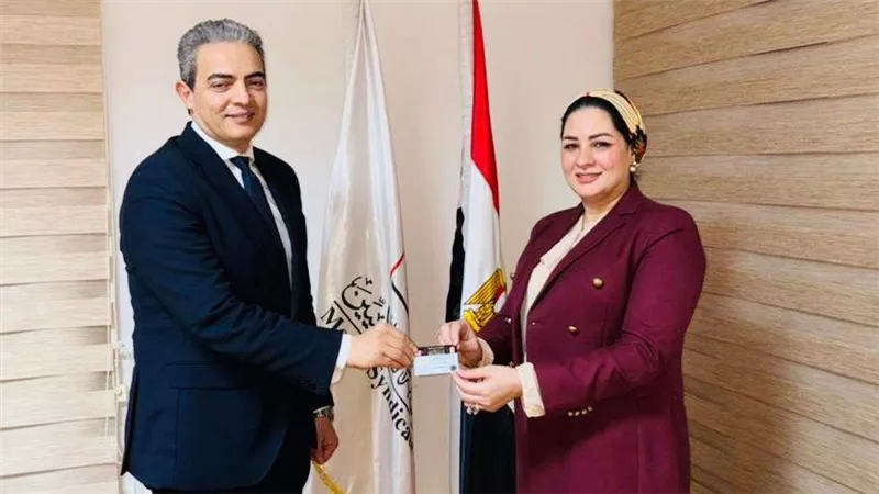 نقيب الإعلاميين يعيّن شيرين فتحي مستشارًا للشؤون السياسية والحزبية